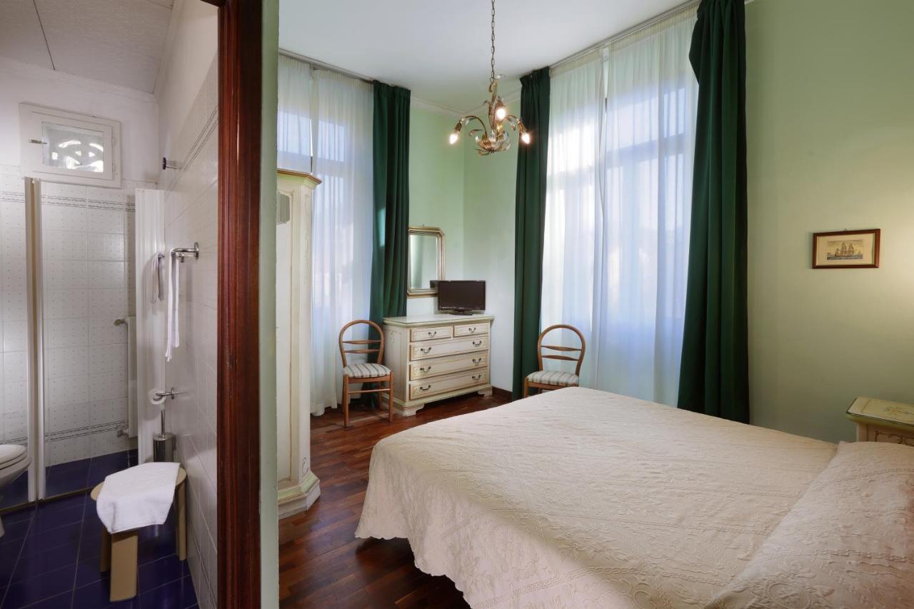 Hotel Savona مونتيكاتيني تيرمي المظهر الخارجي الصورة