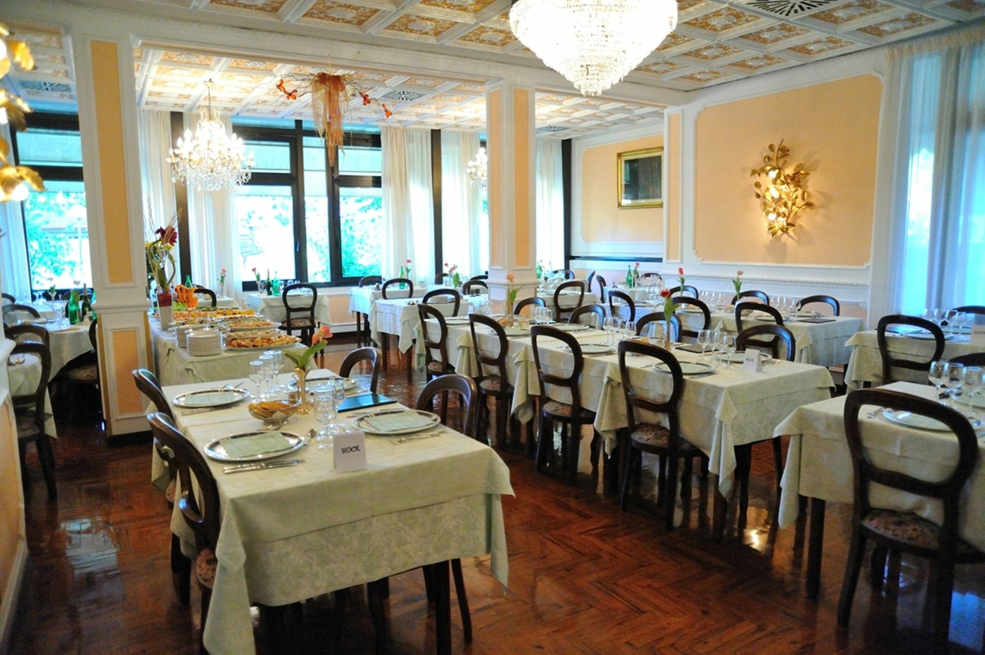 Hotel Savona مونتيكاتيني تيرمي المظهر الخارجي الصورة